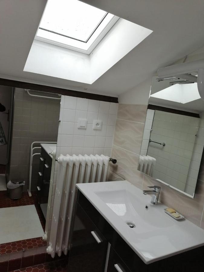 Lou Mas Suzoun Daire Ucel Dış mekan fotoğraf